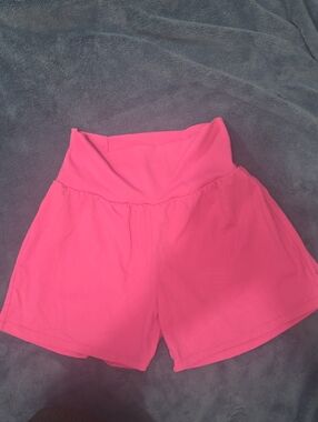 NWOT HALARA Hot Pink High-Waist Women's Active Shorts